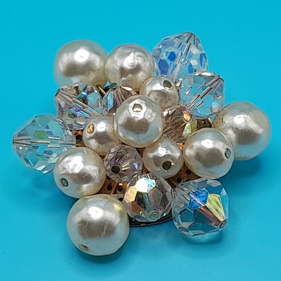 Vintage Snowflake Brooch, Beaded Faux Pearl Aurora Borealis Crystals, 1960s, 2" - Picture 1 of 9